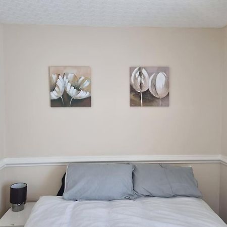 Cheerful 3-Bedroom House 布赖尔利希尔 外观 照片