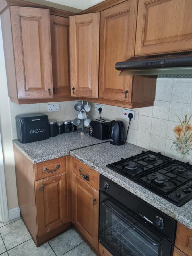 Cheerful 3-Bedroom House 布赖尔利希尔 外观 照片